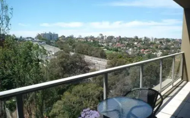 Wyndel Apartments - Harbour Watch