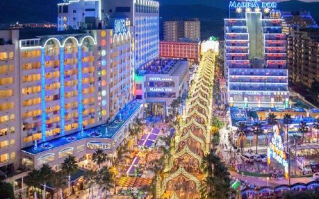 Apartamentos Cala Blanca