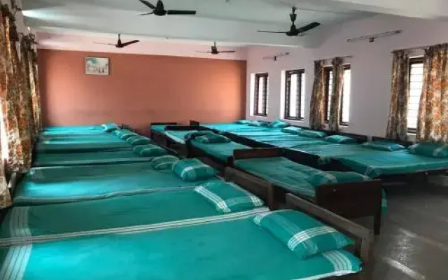 Indraprastham Tourist Home