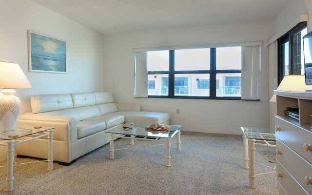 CR516 - Castle Reef by RedAwning