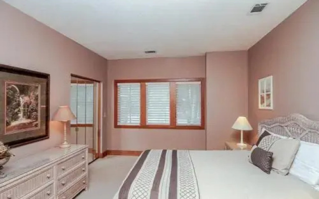 Turtle Point 4926 by RedAwning