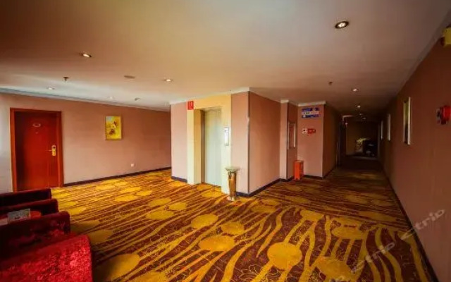 Jingcheng Home Land Hotel
