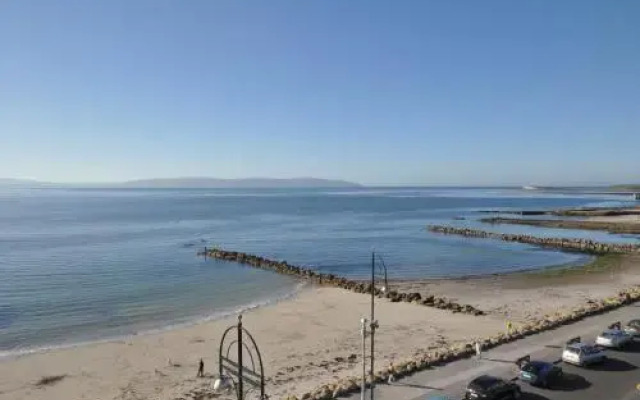 Salthill B&B Ocean Villa