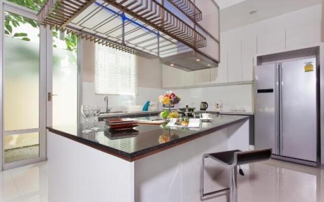 Jomtien Wareee 9 - 6 Bedrooms