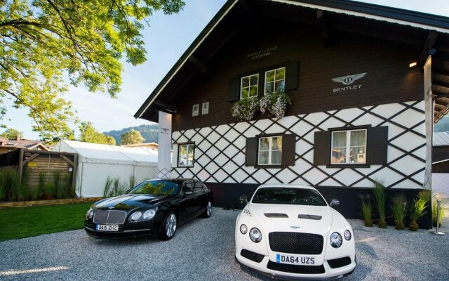 Bentley Motors Lodge