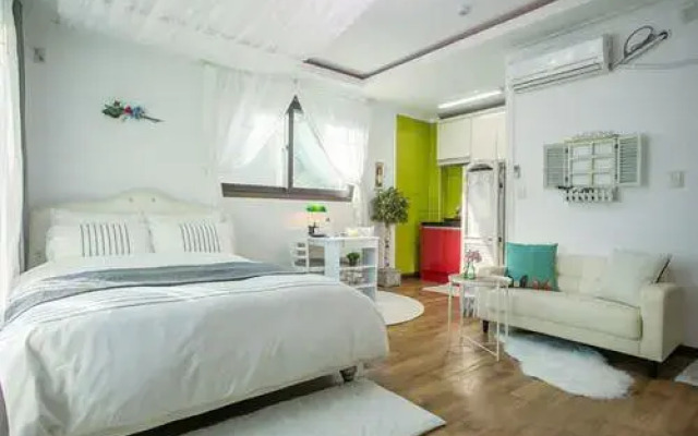Yangpyeongwhite Tree Pension