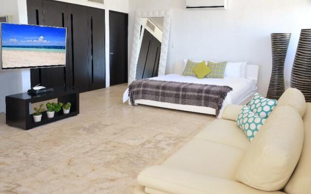 Magia Beachside Condo