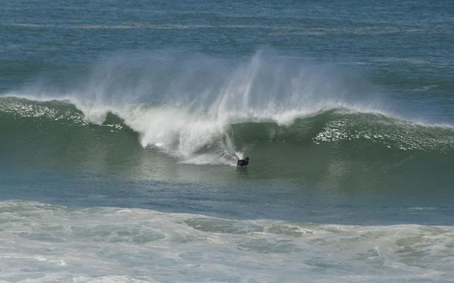 Ricardo Holidays At Nazaré