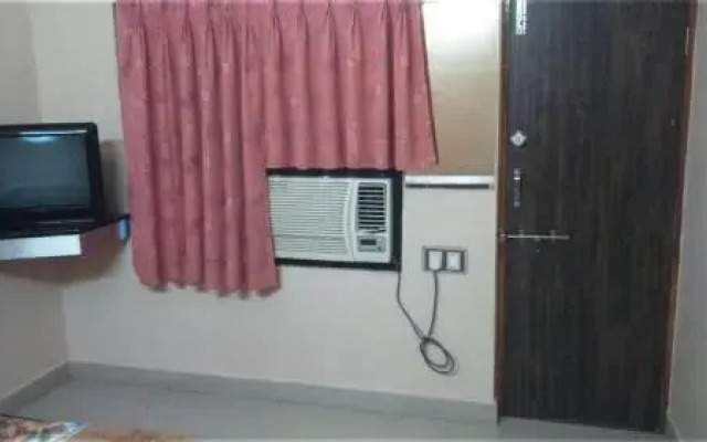 Hotel Madhav