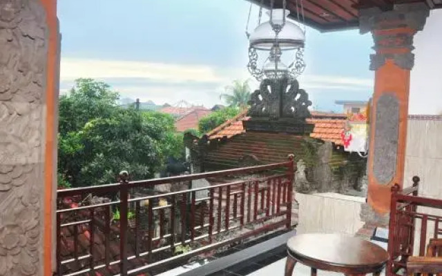 Warini Bungalows