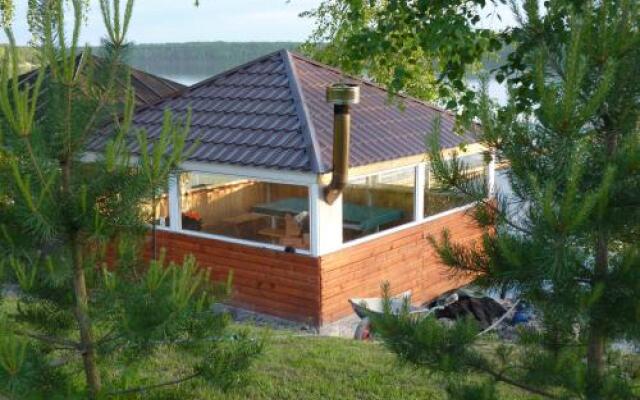 Country House By Pertozero