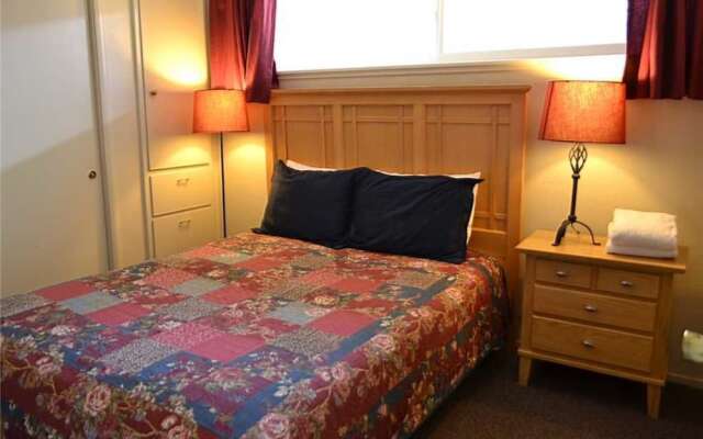 1167 C Herbert - 3 Br Condo