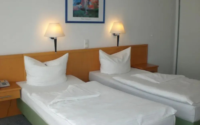 Hotel Rostock West im Kritzmow Park