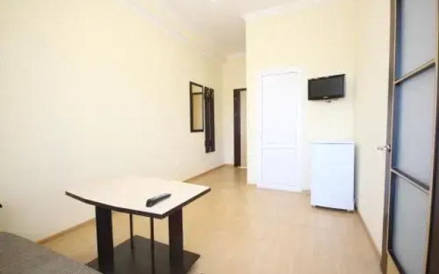 Karolina Guest House