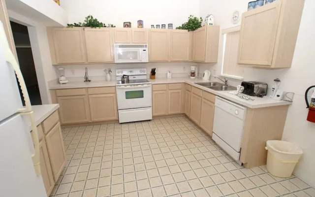 RMG Orlando Pool Villas
