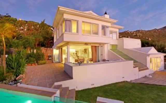 Hideaway Beach Villa