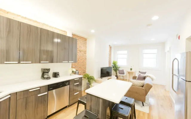 Bright Allston Suites by Sonder