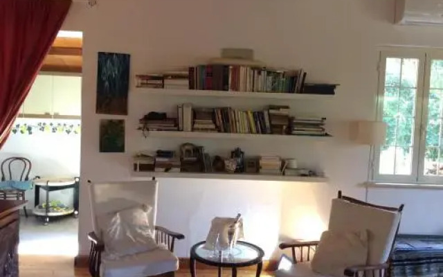 Aphrodite Holiday Home