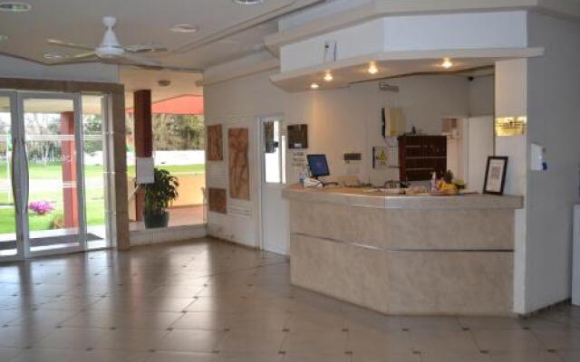 Manantiales Hotel de Turismo