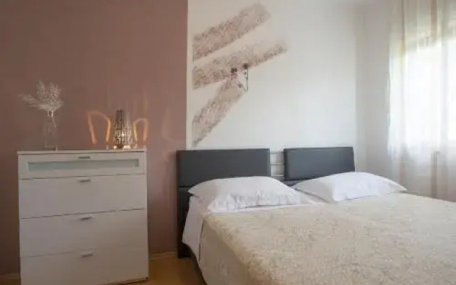 Apartment Lucy
