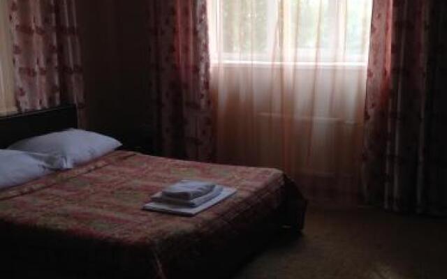 Меблированные комнаты на МОПР