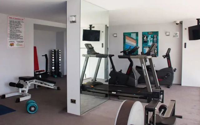 TT404 Spacious Studio Darlinghurst