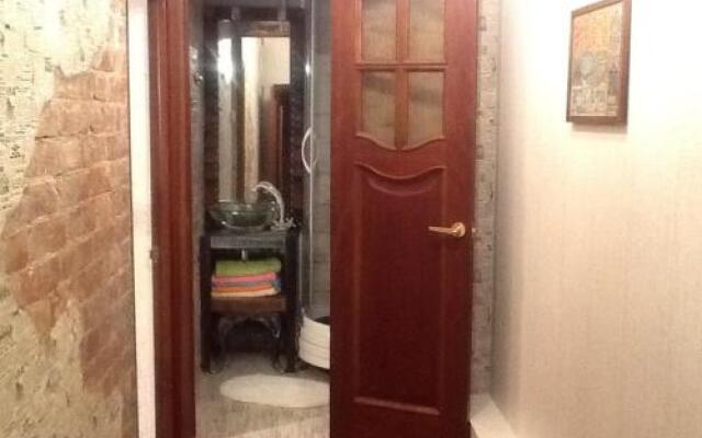 На Лиговском 80