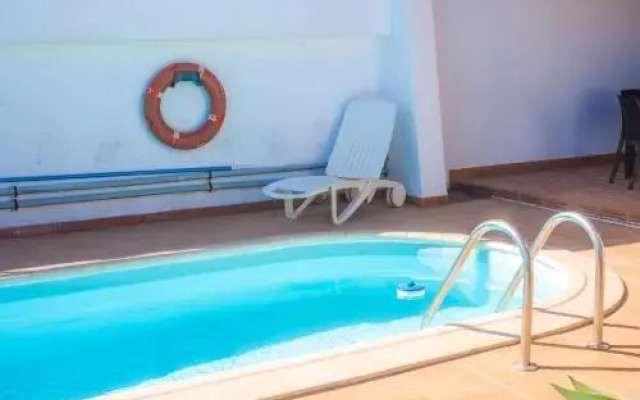 Villa Tías