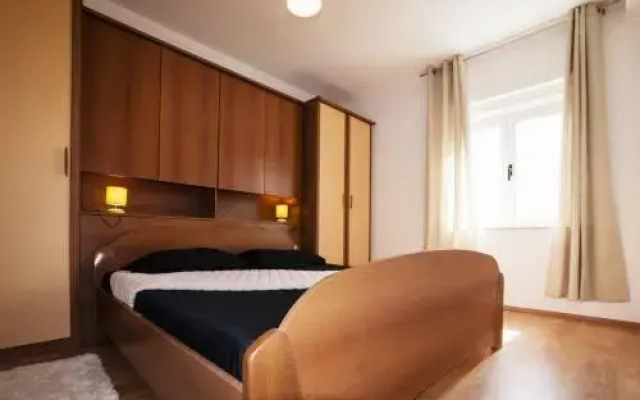 Apartments Toka