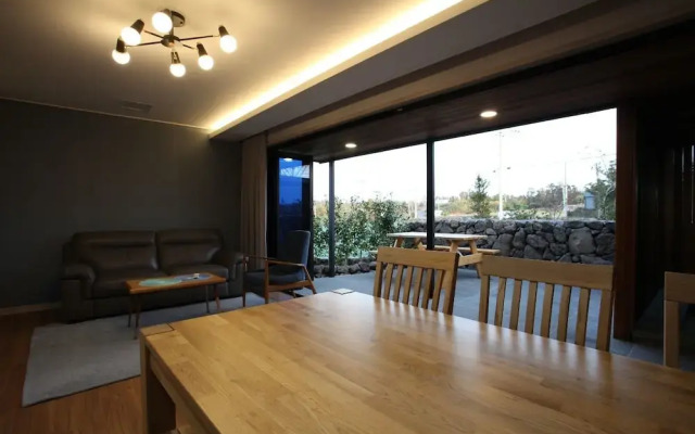 Jeju la Cour Pension