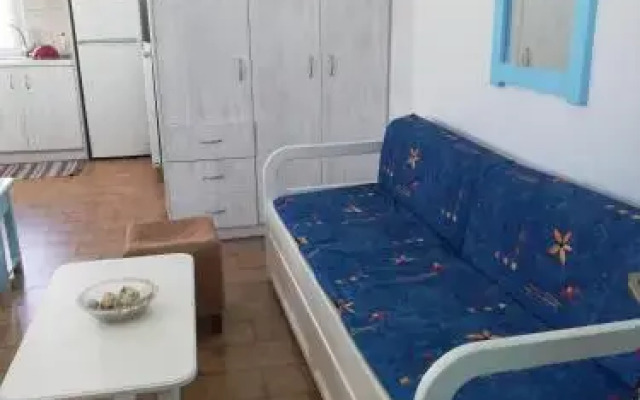 Yannis Maria Rooms