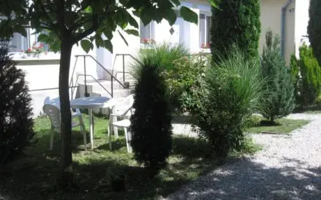 Axter Apartman Vendégház