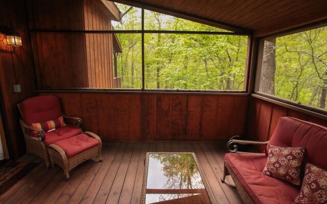 Couples Paradise - Hocking Hills