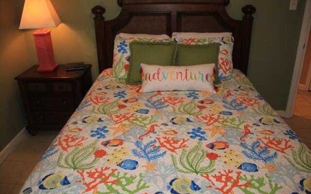 TradeWinds 408 by RedAwning