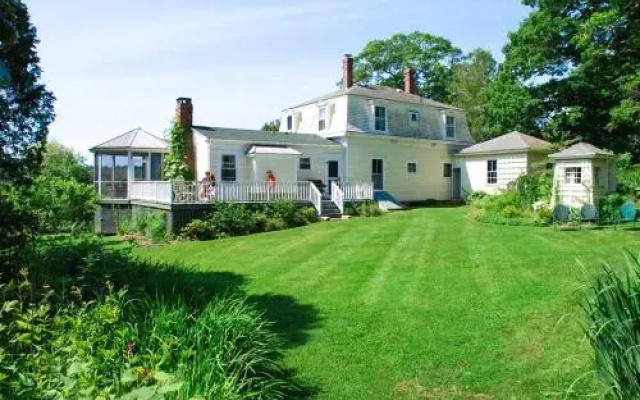 15SRMFRN - 4 Br home by RedAwning