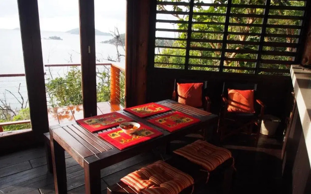 Bedarra Island Treetop Hideaway