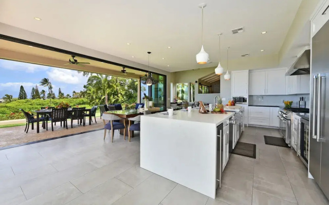 Hale Nui 2827 - 5 Br Home