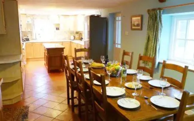 Onnen Fawr Farmhouse