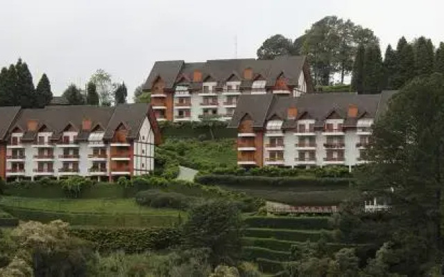 Preços especiais para estadia semanal e ou mensal COBERTURA Condomínio Switzerland Village