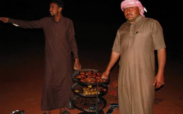 Wadi Rum Candles Camp