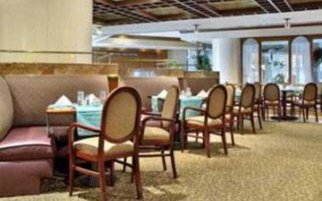 Ramada-Plaza