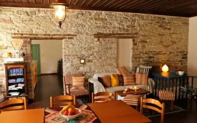 Stone City Hostel