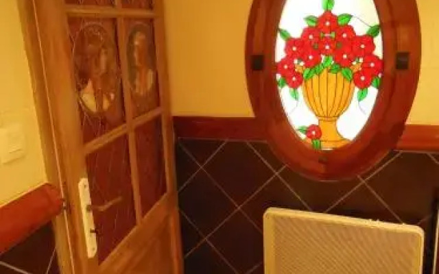Les Bains Bed & Breakfast