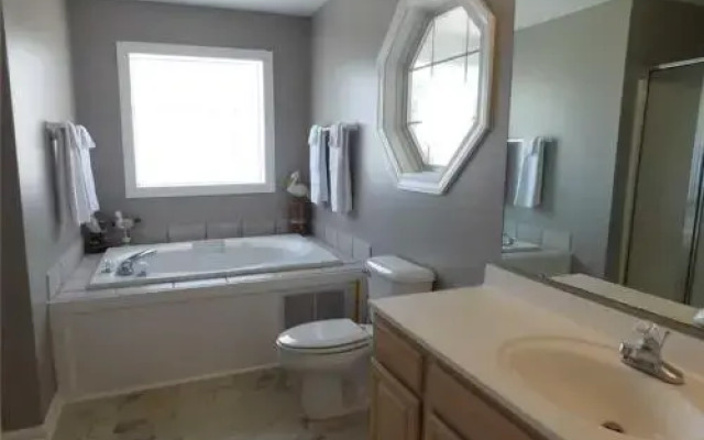 Sea What Happens 4 Br home by RedAwning