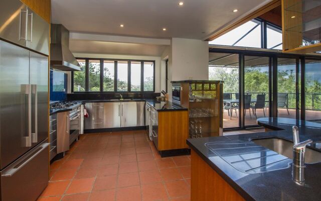 The Beach House at Arthur Bay