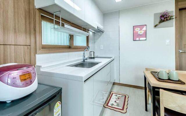 Holkae House - Hostel