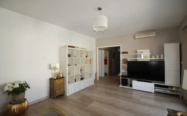 Nice Booking - Fleurs Terrasse Parking