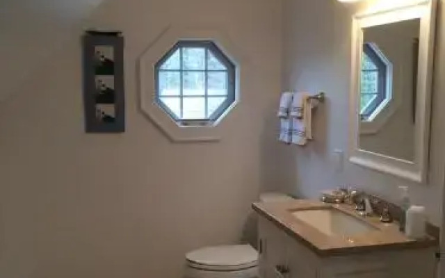 The Elms Bed And Breakfast