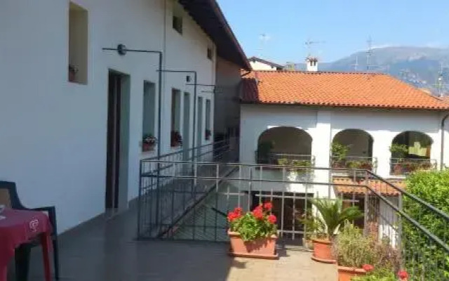 B&B Curtif