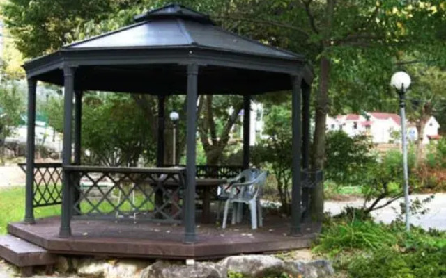 Yangsan Sound of Mountain & Sea Pension
